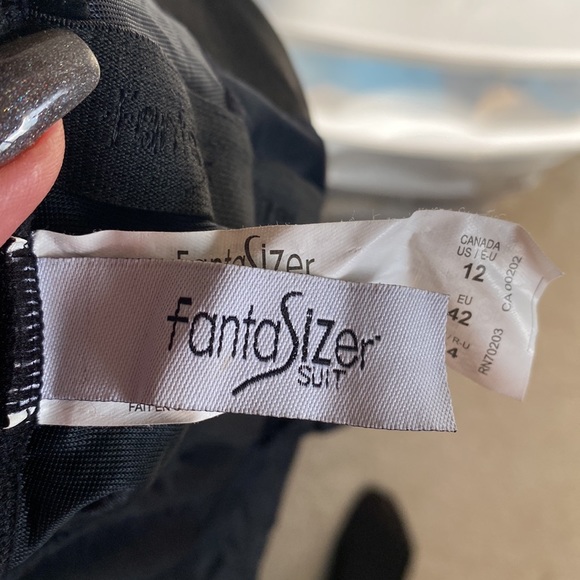 Fantasizer Halter Swimsuit - Picture 6 of 8